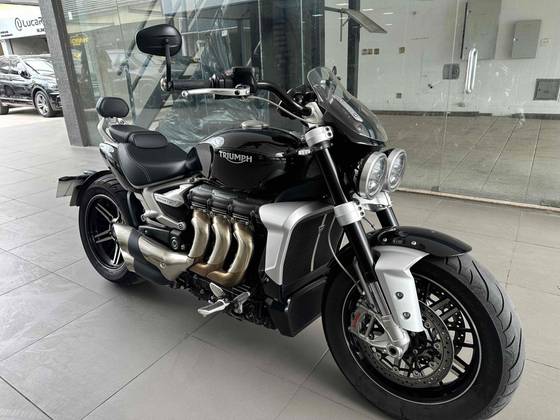TRIUMPH ROCKET III GT 